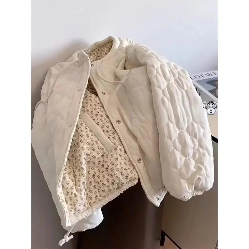 Chaqueta elegante de pana floral para mujer, top coreano de algodón de manga larga con cuello redondo y corte holgado, chaqueta cálida y versátil para otoño e invierno
