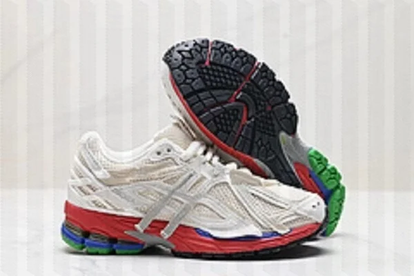2026 nieuwe klassieke hardloopschoenen paar sportloopschoenen heren dames ademende veelzijdige schoenen 36-45