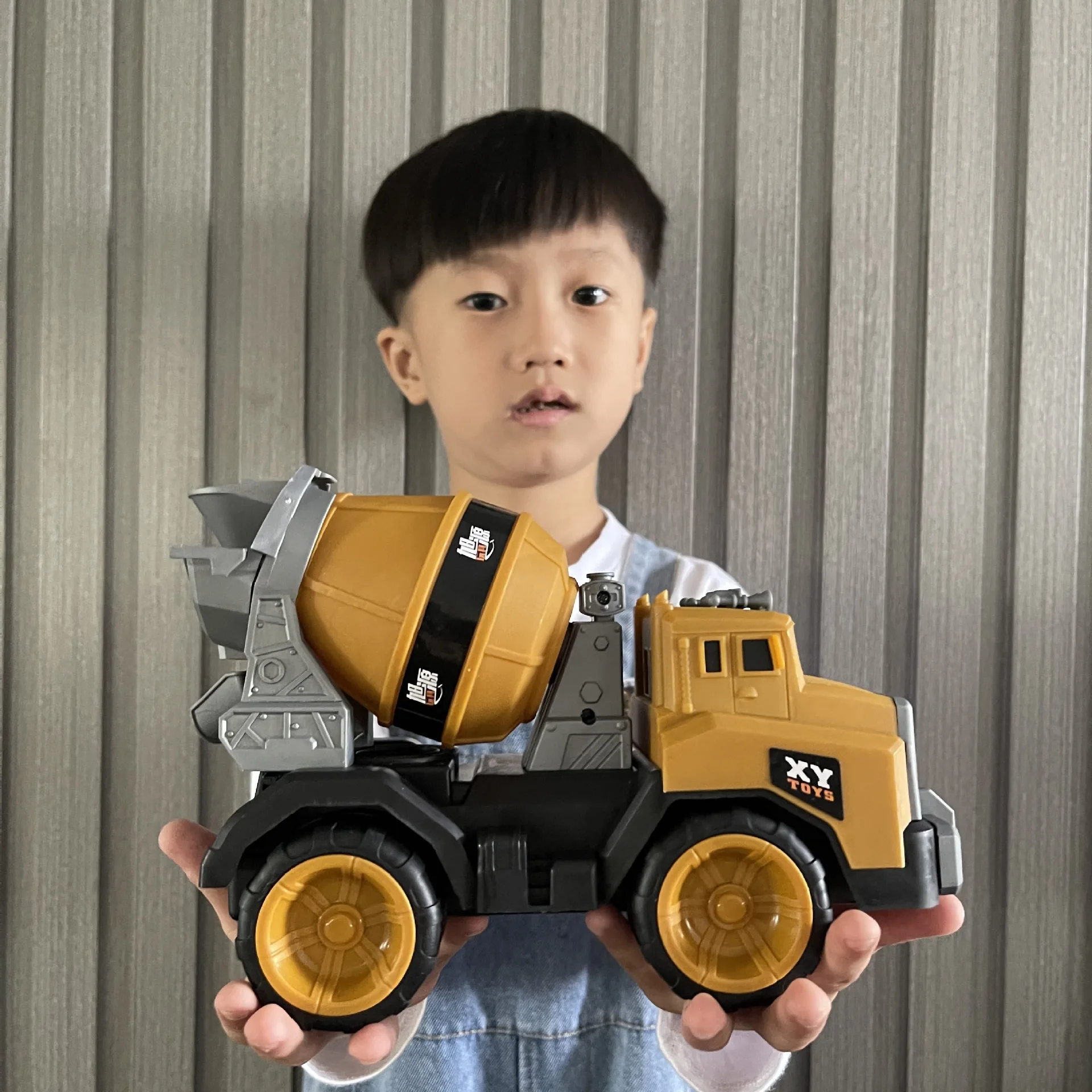 Large Children\'s Car 4 Wheels Excavator Trucks Shovel Loader Tipper Mixer Lifting Crane Truck Model Transport Cart Kids Gifts