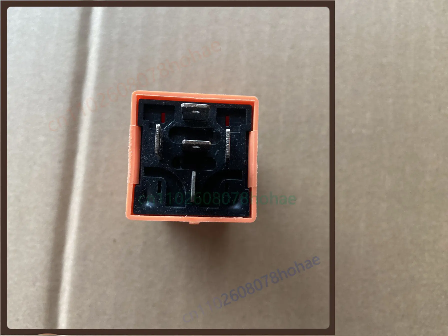 5 Pin Compound Hazard Turn Signal Flasher Relay JQ608 251C For Xiamen Kinglong Replacement Parts