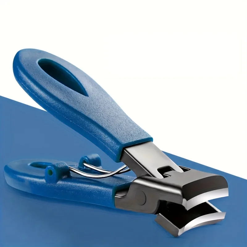 厚い爪にも適したプロ仕様の爪切り。幅広い開口部と飛散防止設計で、爪の整えに欠かせないツールです。