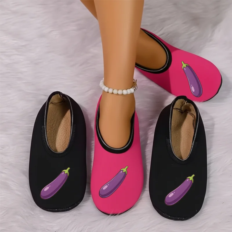 

Четырехсезонные носимые пары с мультяшным птичьим принтом и тонкой бархатной подкладкой, дышащие, высокоэластичные, противоскользящие тапочки для пола.