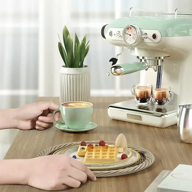 Ariete Home-Cafetière rétro italienne semi-automatique, petite machine à vapeur concentrée professionnelle, une mousse de lait