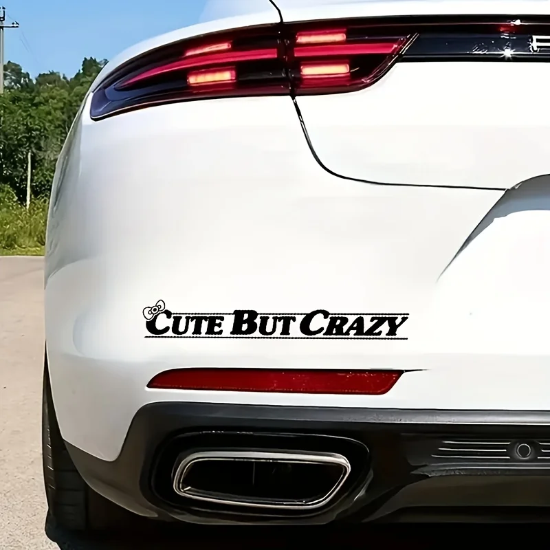 

2 шт./2D плоские наклейки: милые и забавные автомобильные стикеры - глянцевые ПВХ-наклейки с текстом "Cute But Crazy", самоклеящиеся