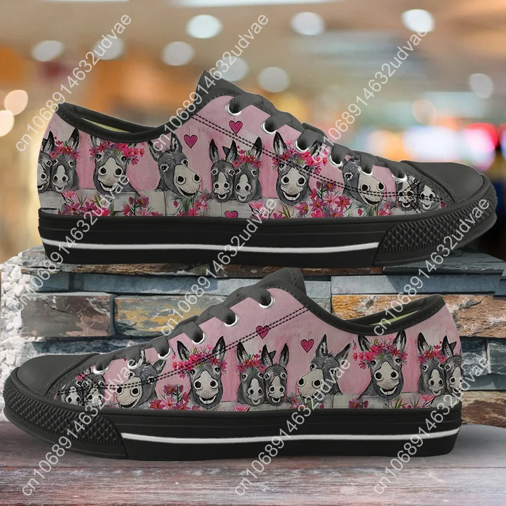 Woman Low Top Canvas Shoes Donkey Family 3D Cute Pattern Ladies Shoes Lace Up Sneakers