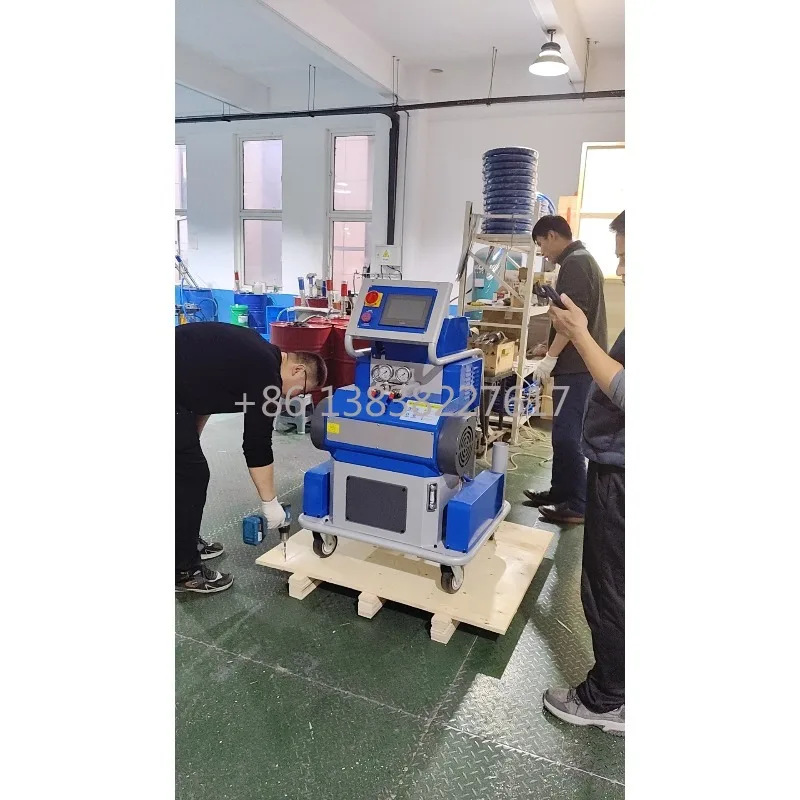 High-Ratio Feeding Pump Polyurethane Spray Machine, Ensures Smooth Feeding in Cold Winter