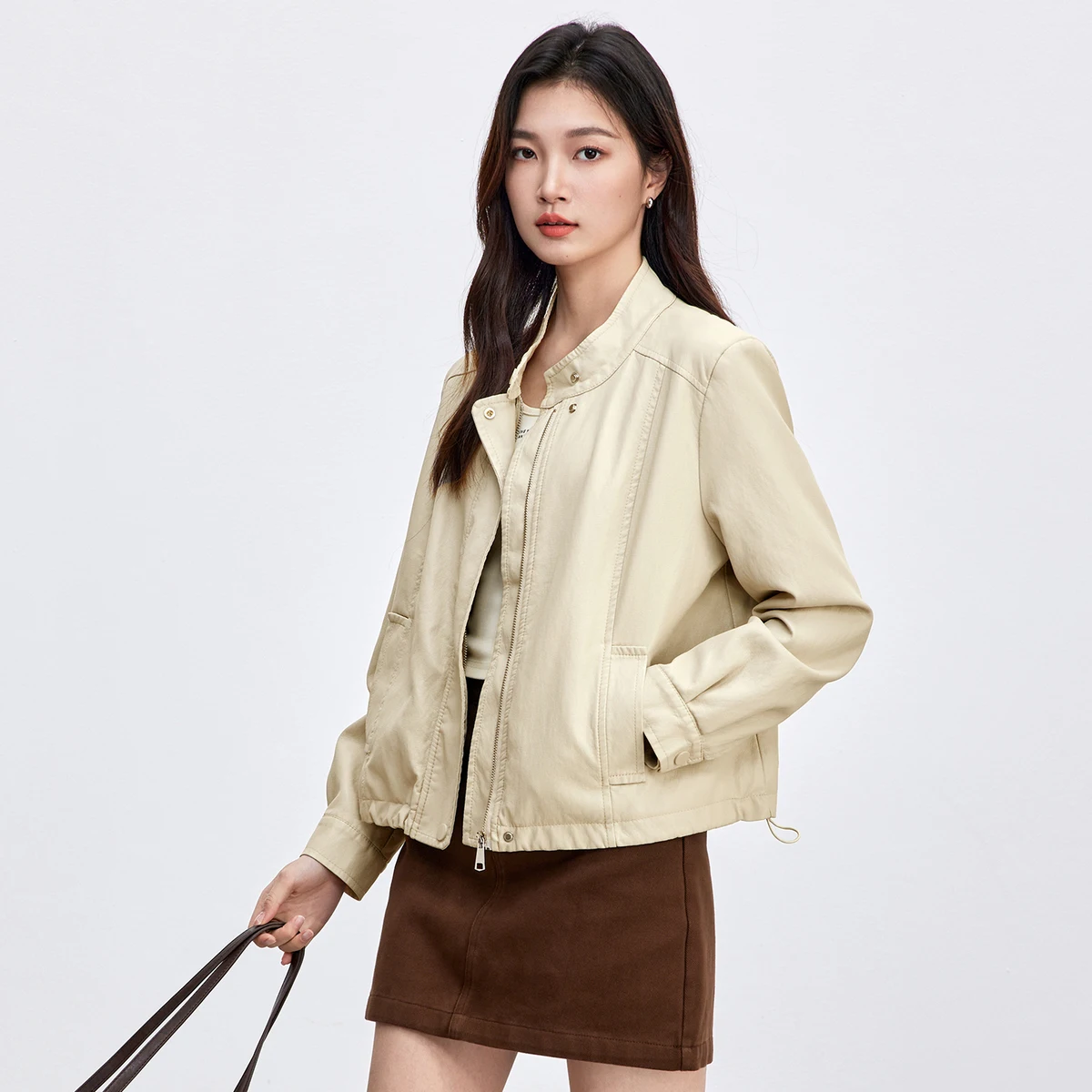 SENTUBILA Faux Leather Jacket for Women Autumn Stand Neck Straight Cropped Highstreet Pu Coat 2026 Fashion Retro Top W51G80160