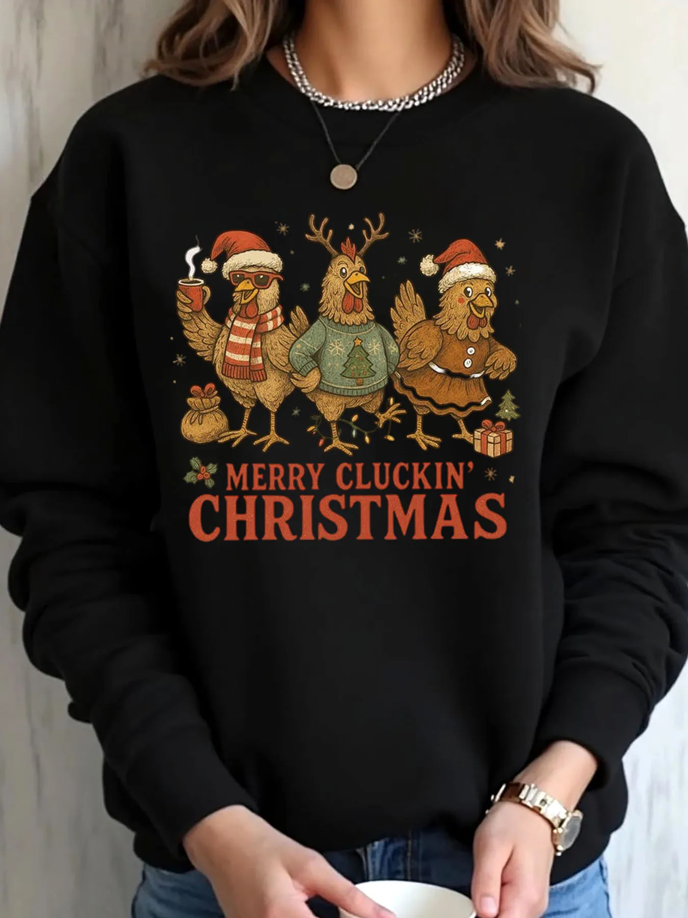 Moletom feminino oversized com estampa de frango de Natal Merry Cluckin Natal para uso ao ar livre