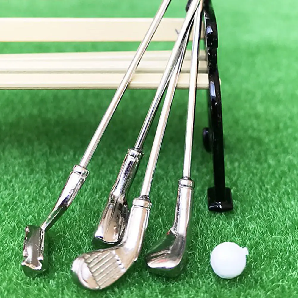 1 conjunto de simulação mini conjunto de golfe forte resistente ao desgaste leve portátil desenvolvimento cognitivo das crianças ferramenta jogo decoração casa