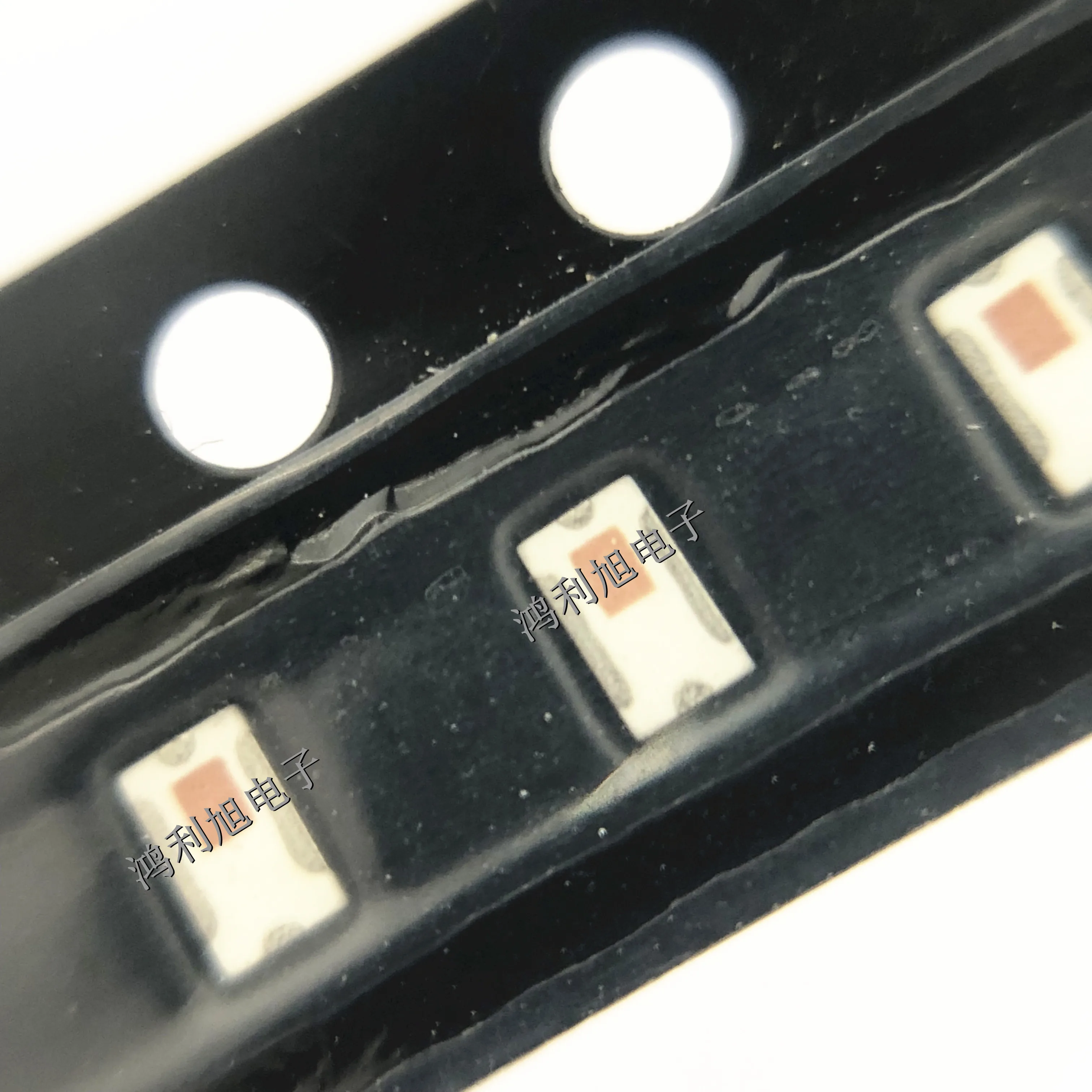 50PCS/Lot BF2012-E5R5DACT/LF SMD Bandpass Filter 0.8~6GHz Wireless Communication System New Genuine Stock