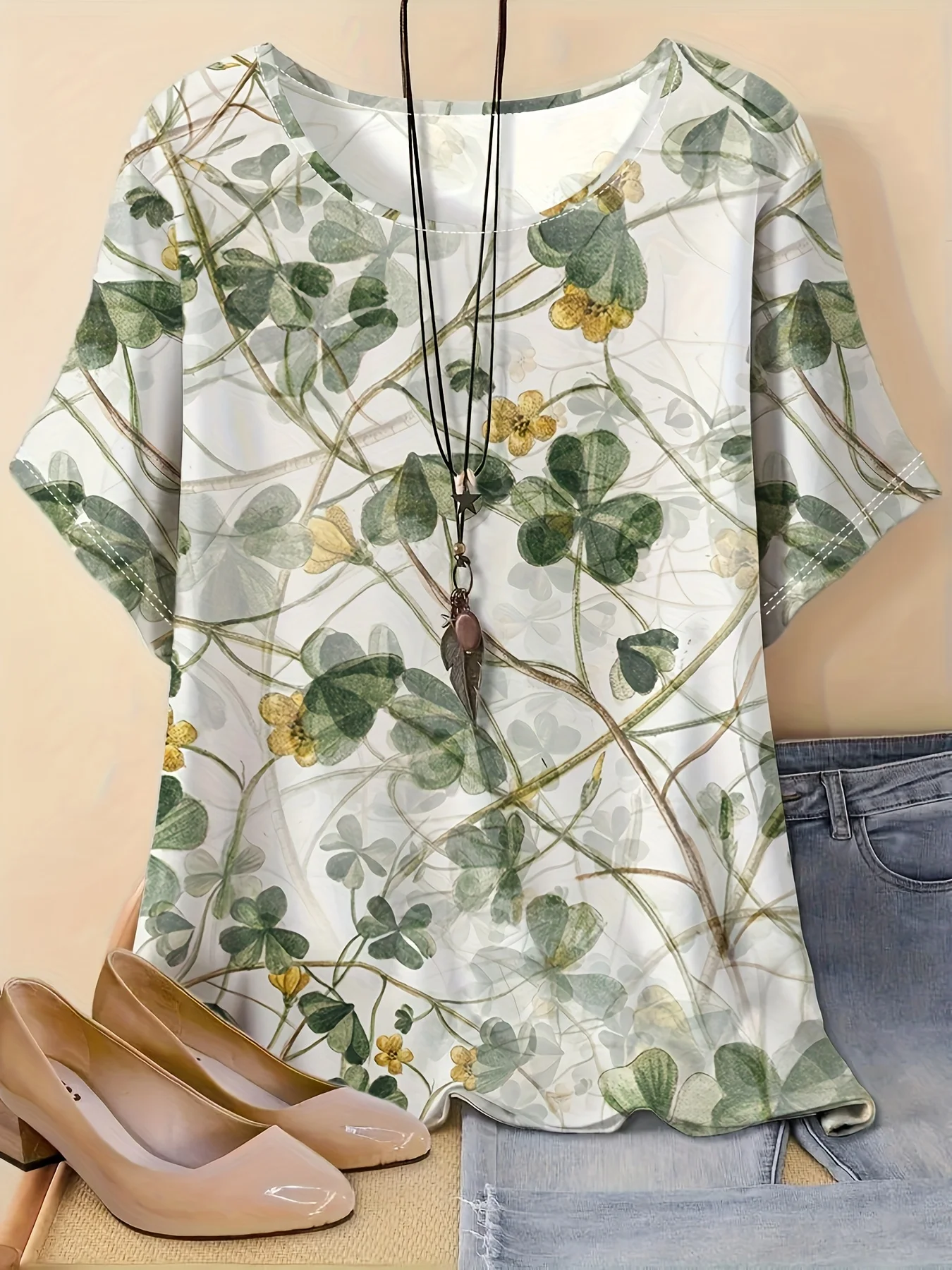 Women Crew Neck Short Sleeve Bl Clover Yellow Wildflower Print Loose Lightweight Fresh Casual Summer Daily Fashion Top