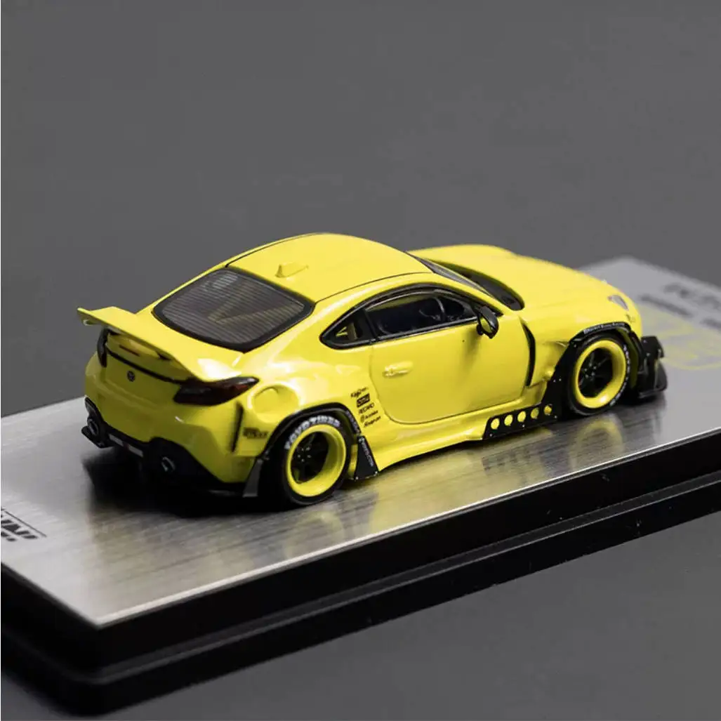 INNO In Stock 1:64 TOYOTA GR86 PANDEM Yellow Diecast Diorama Car Model Collection Miniature Toys