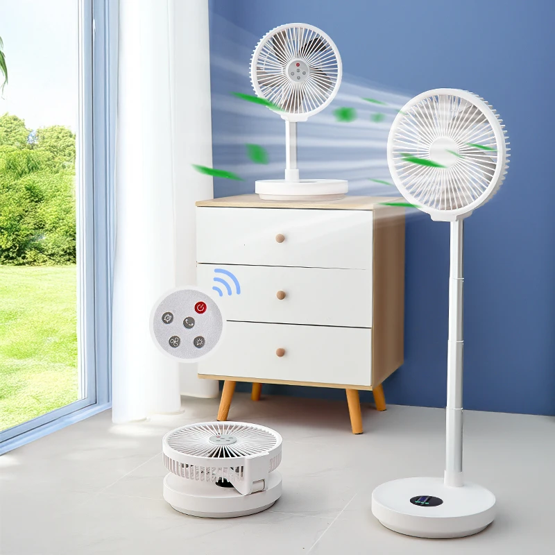 Tragbarer Standventilator mit Fernbedienung, faltbarer Schreibtischventilator, 10-Zoll-Ventilatorflügel, wiederaufladbarer, angetriebener Standventilator für Camping