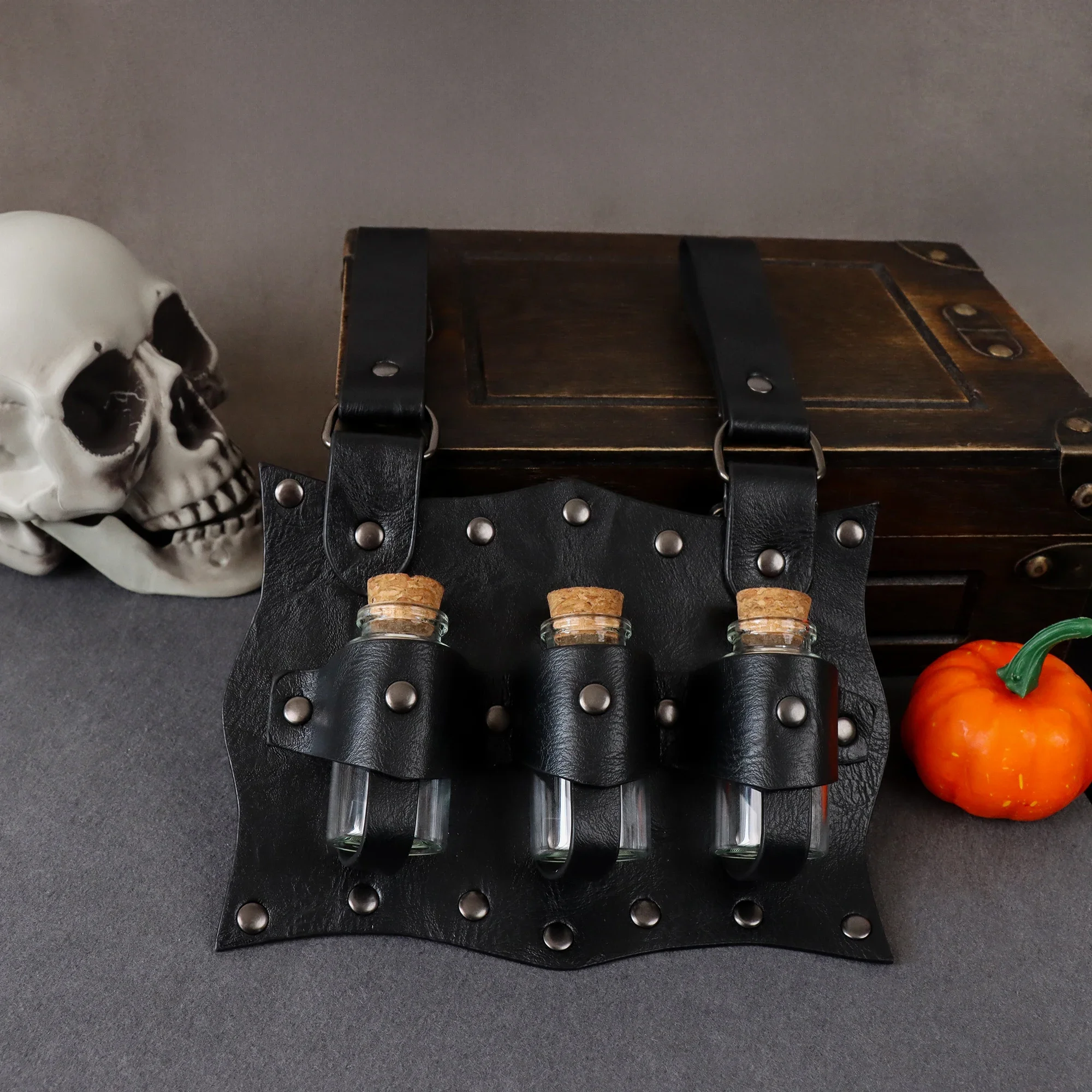 Fiala di alchimia medievale PU - Cosplay Prop Kit recensione e prezzo