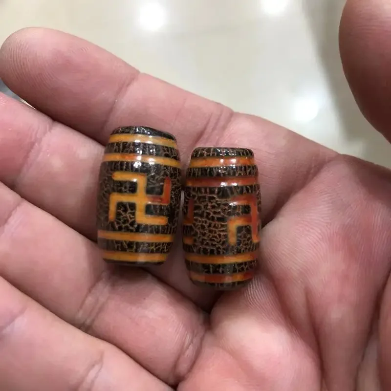 Agate- With Fissures, Weathered Drum-Shaped Old Bead, Loose , Dzi Tube Beads, Pendant Jewel