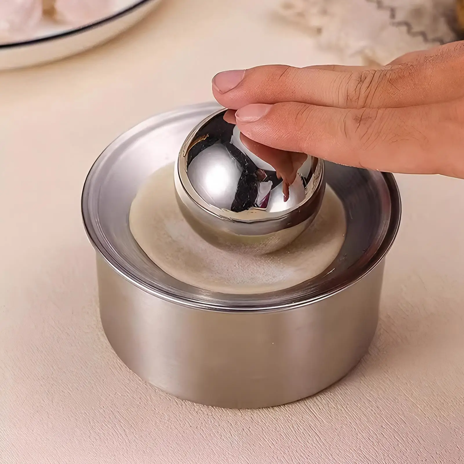 Manual Dumpling Wrapper Press Machine Dough Sheet Maker Tool for Homemade Gyoza Ravioli Empanada Pie Pasta Kitchen Baking - view 2