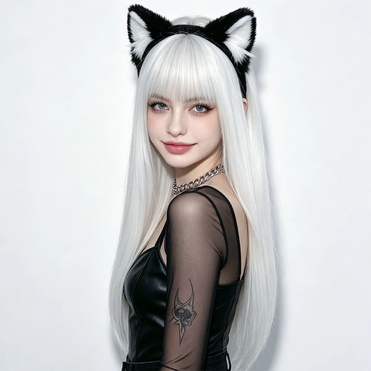 White straight long hair synthetic wig for Halloween cosplay wig for role-playing, daily party wig set