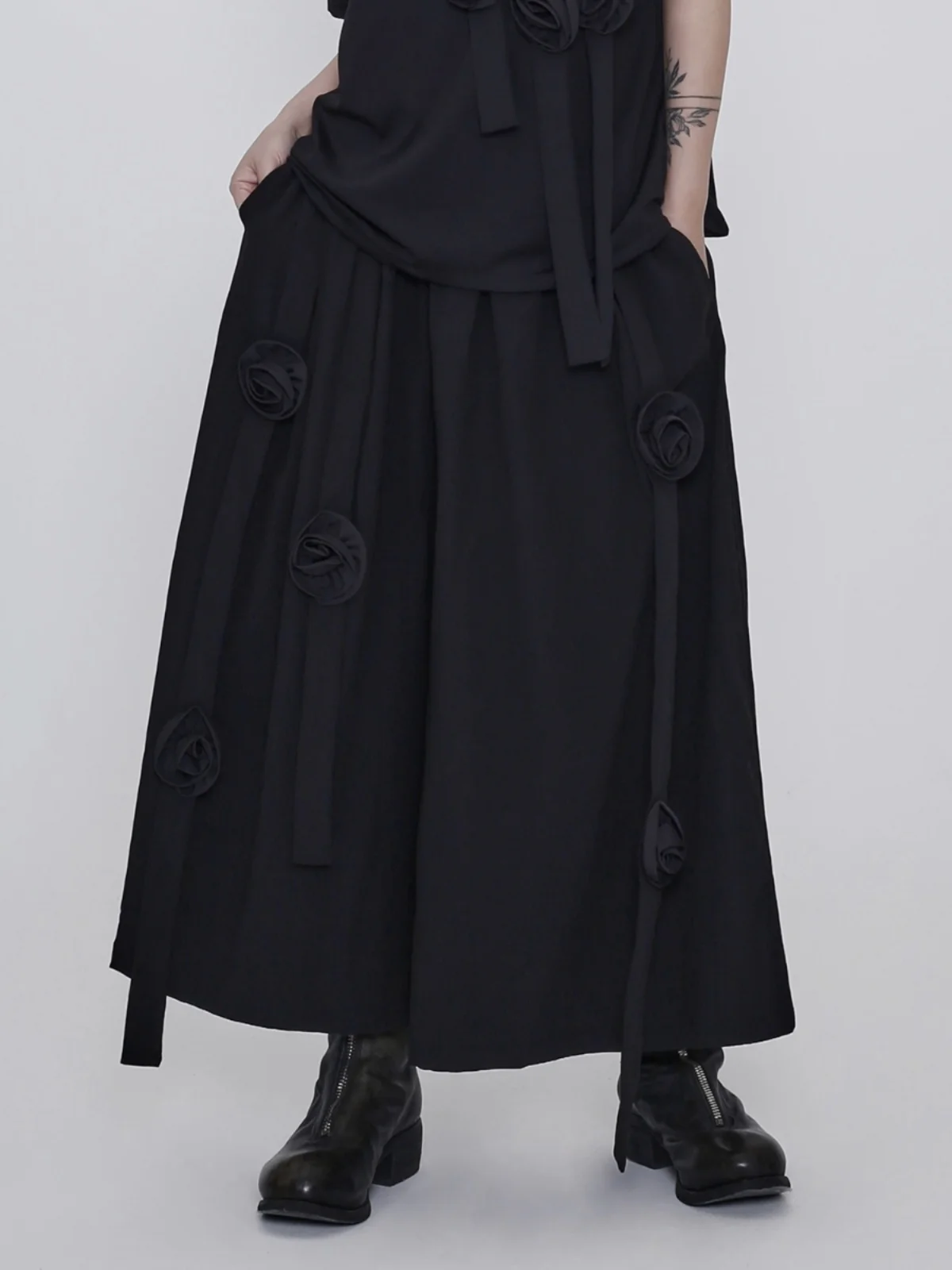 

Dark Series 3D Flower Sash Design Loose Slim Elastic Waist Wide Leg Pants New Arrival Casual Pants for Women Original Style