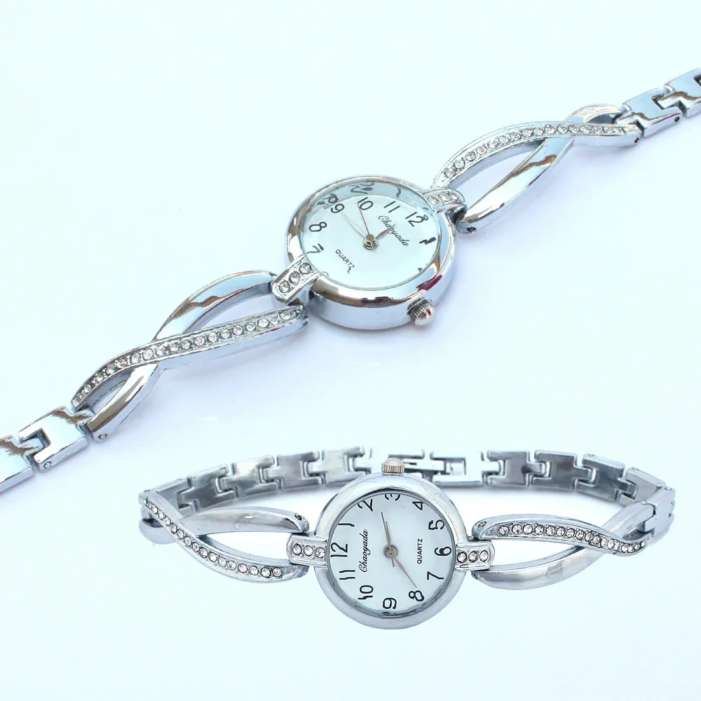 New Women Watches Small Gold Bangle Bracelet Watch Stainless Steel Retro Ladies Quartz Wristwatch Clock Fashion Dress Watch