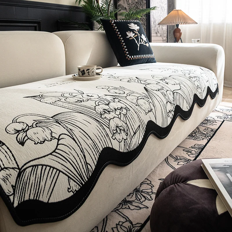 Light French Special-Shaped Sofa Cushion All Seasons Universal 2025 New Trend Advanced Sofa Cover Cloth Non-Slip Cushion