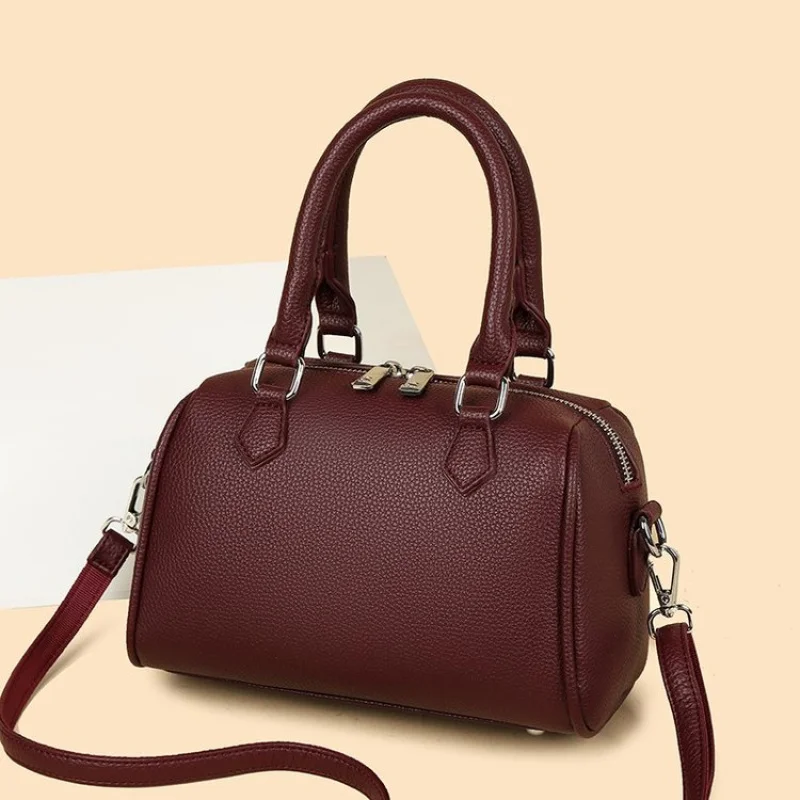 

Полированно-элегантная новинка 2025 года, женская роскошная брендовая кожаная сумка на плечо, известный дизайнер, популярная элегантная повседневная сумка ​