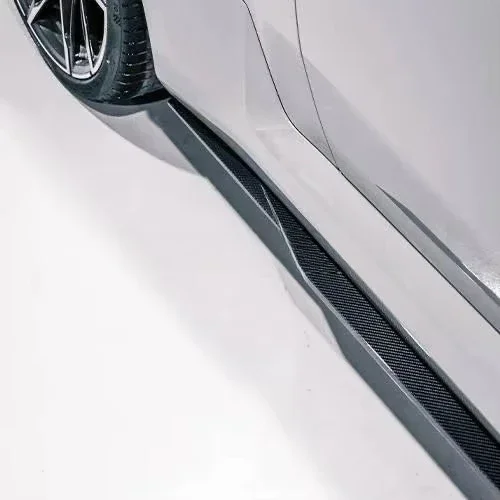 High Quality Dry Carbon M2 G87 R44 Carbon Fiber Side Skirts for M2 G87 Extended Side Skirts