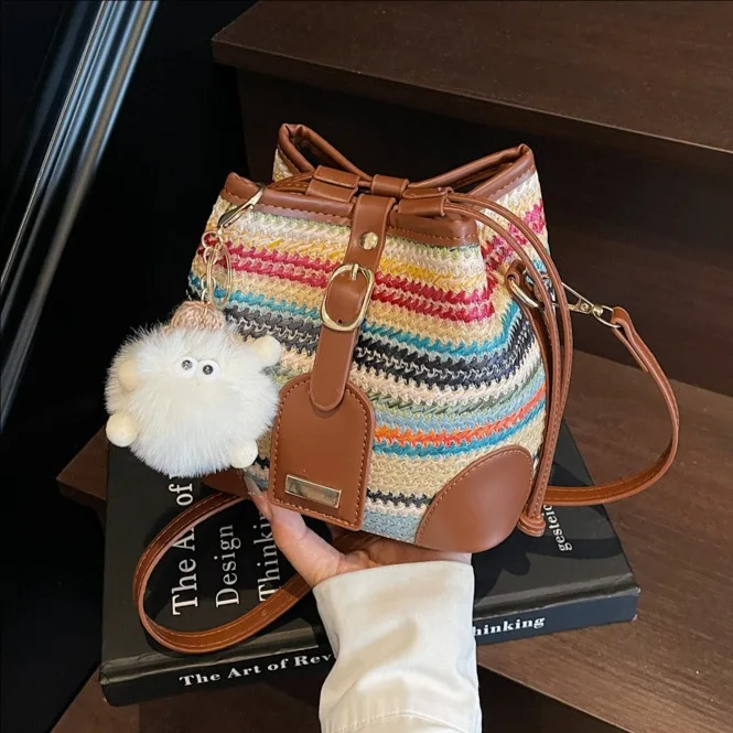 

2025 Trendy Bucket Bag for Women Designer Luxury Tote Handmade Rattan Crossbody Bag Fashion Shoulder Bag with Colorful Design