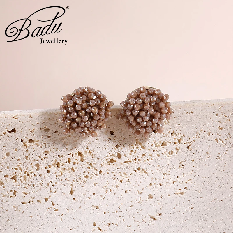 Badu 2023 Trendy Handmade Crystal Beaded Big Round Flower Stud Earrings for Womne Bohemian Statement Jewelry Gifts