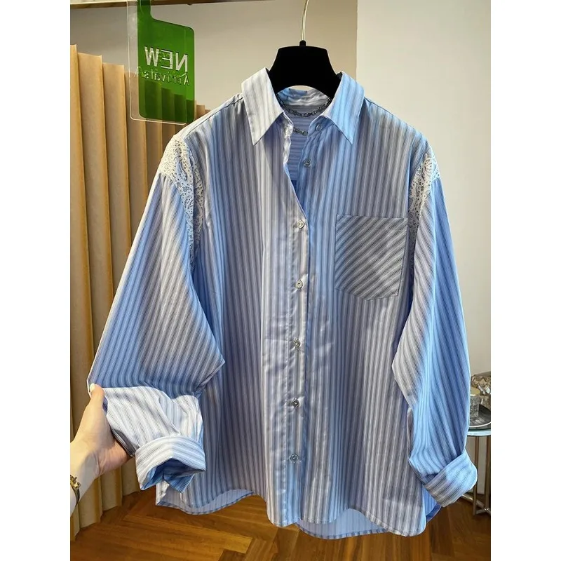 

SuperAen High-end Blue Striped Shirt Women's Spring 2025 New Loose Style Lace Splicing Top