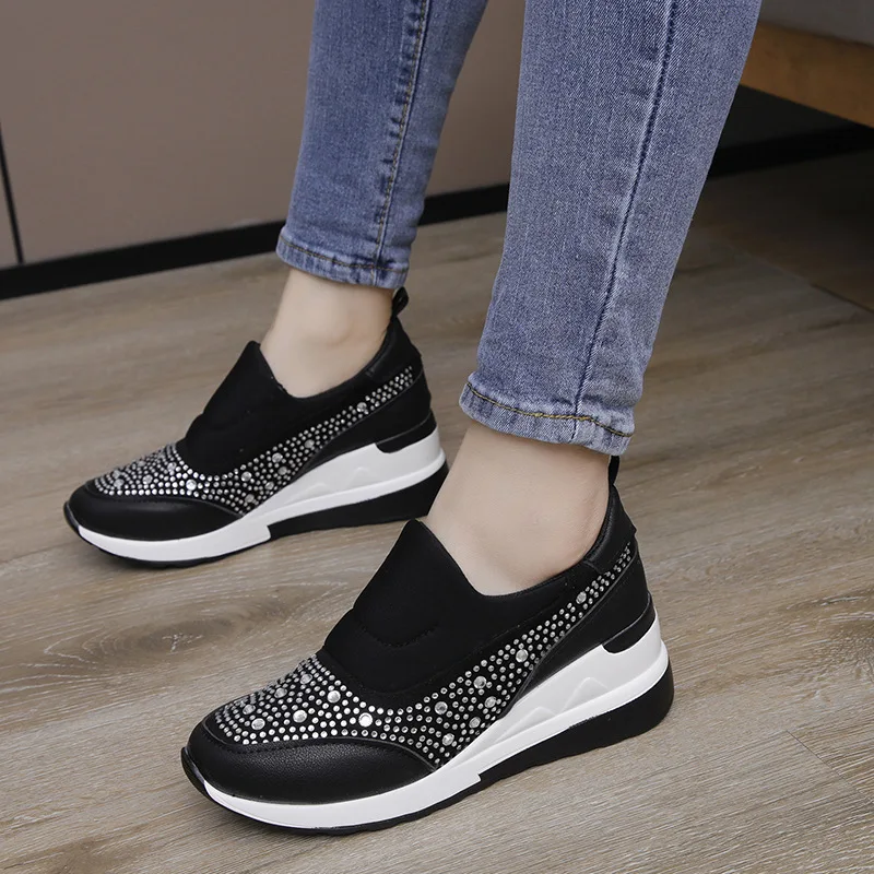 Plus Size 35-43 Shoes for Women Autumn Fashion Women Platform Flats Loafers Slip on Wedges Rhinestone Sneakers Zapatos De Mujer