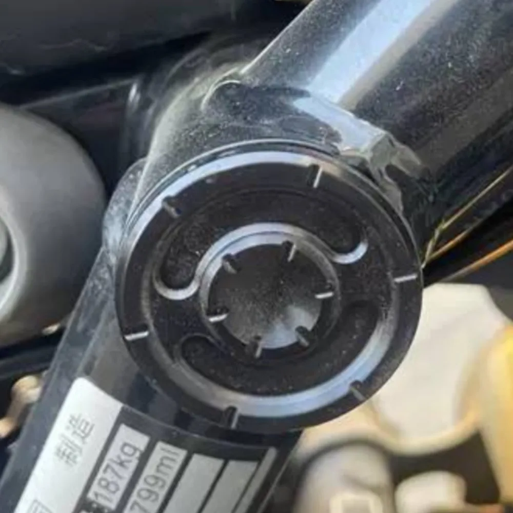 

For Duke790 790 Duke 890 R/GP Motorcycle Frame Hole Cover Caps Plug For 790Adventure S R 2019-2024 890 Adv R 2021-2023 2024 2025