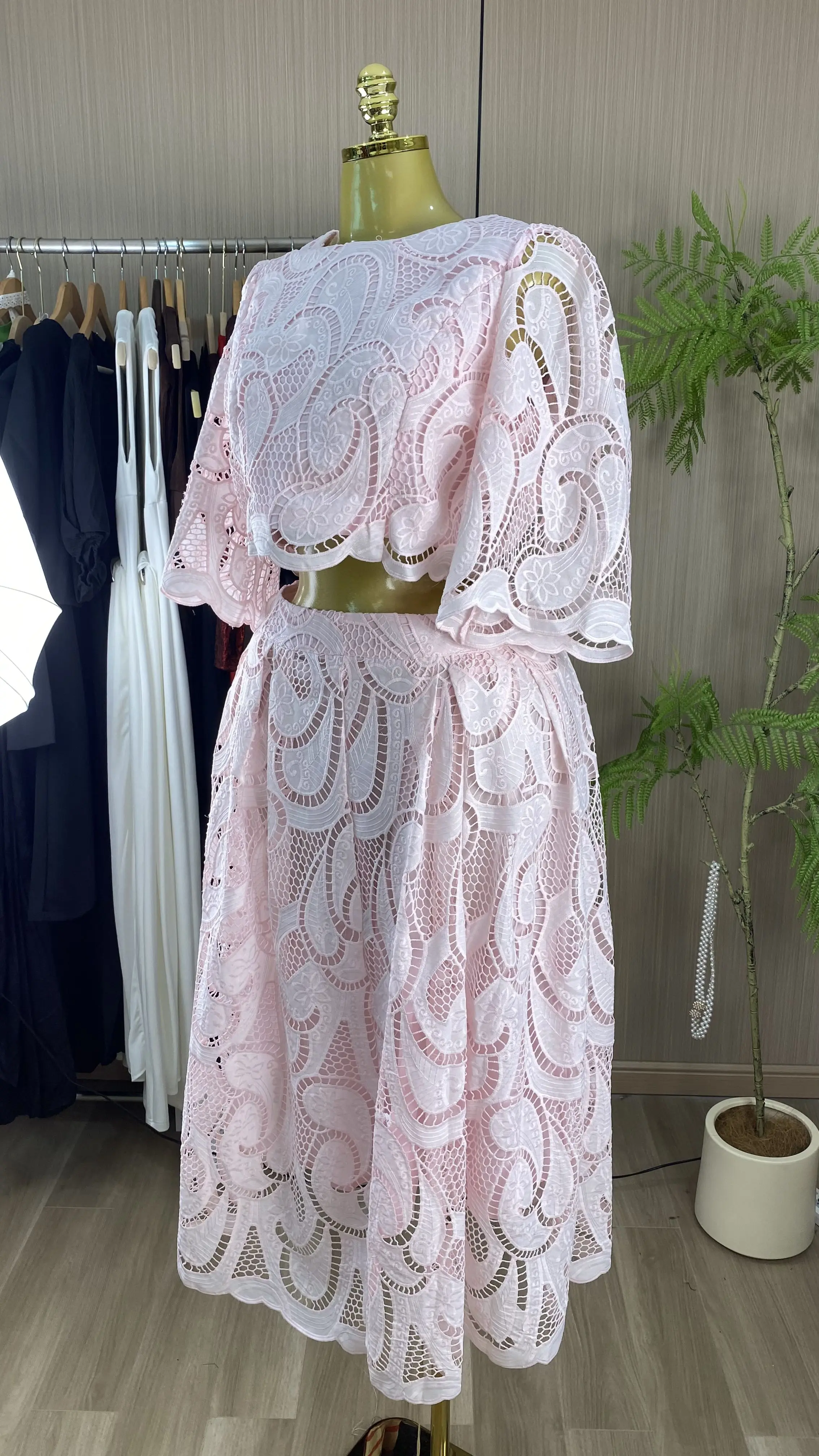 This two-piece set, featuring a round-neck embroidered lace top and long skirt, is perfect for ladies' evening parties.-GZXX877