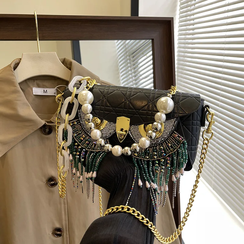 2025-nouveau-sac-cloute-femmes-europeen-strass-frange-epaule-bandouliere-mode-sac-a-main
