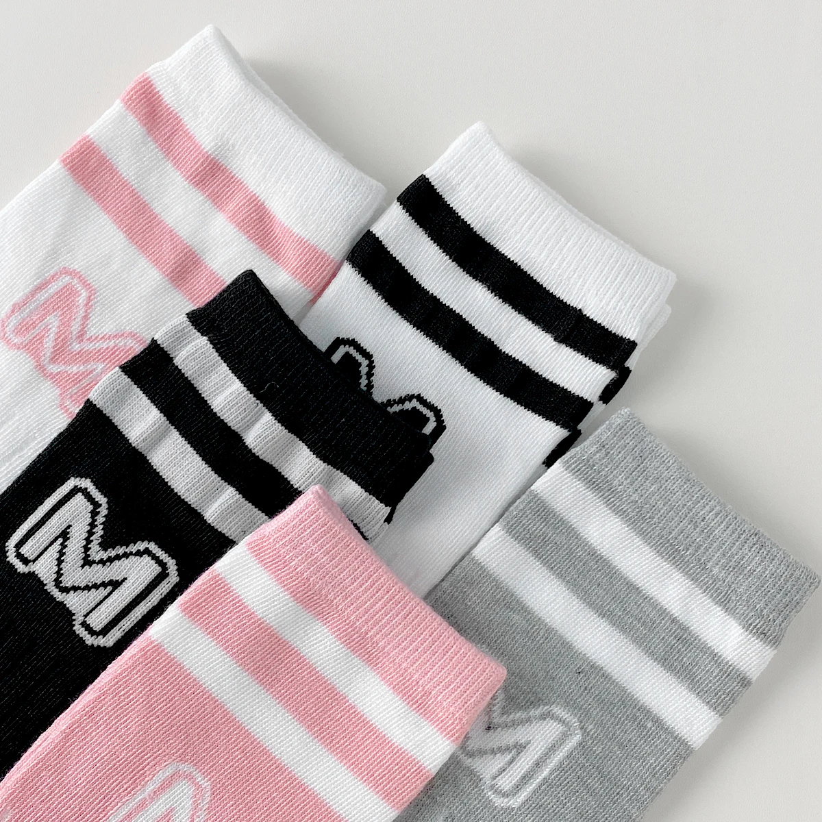 2 Pairs Children's knee-high socks Girl's Knee High Socks Over Calf Kids Overknee Stockings Four season universal