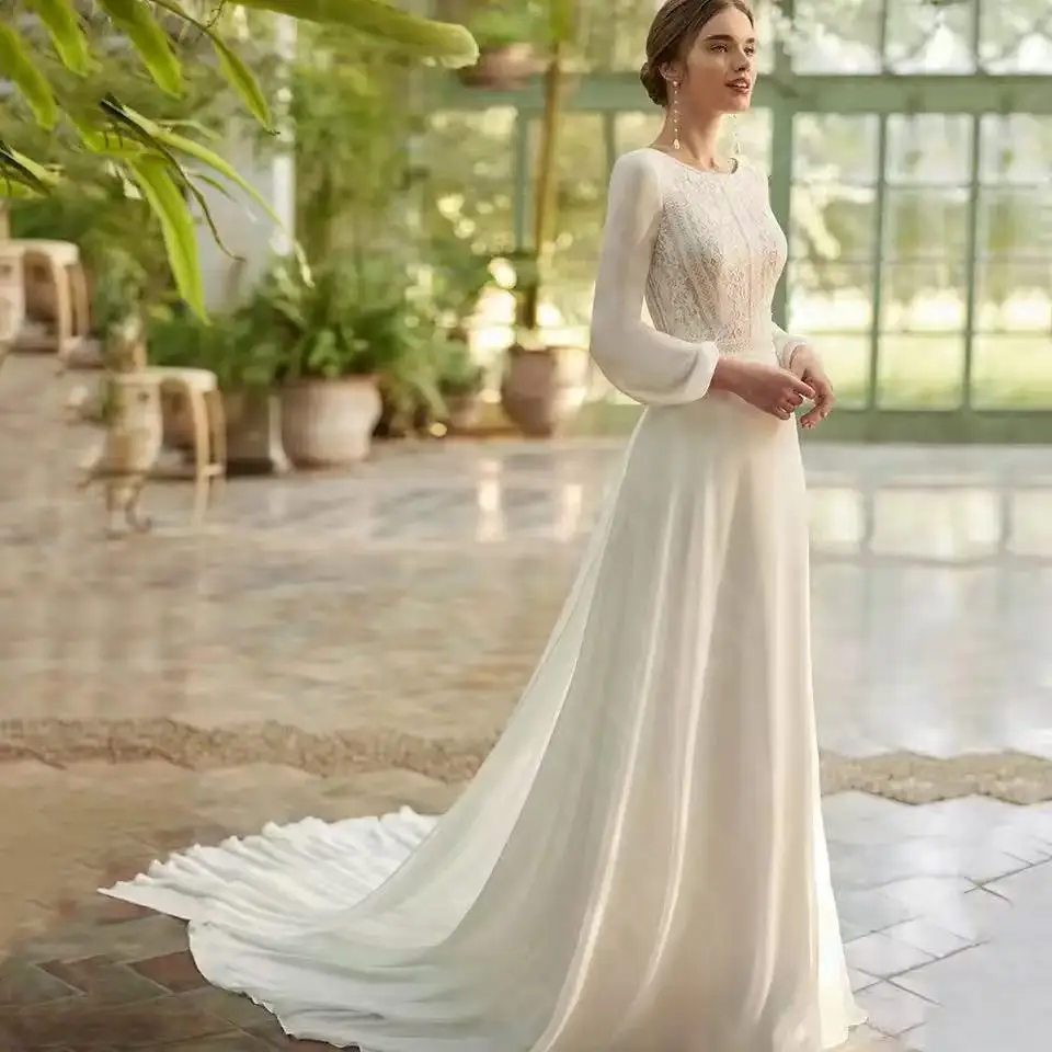 

Customized Summer Beach Wedding Dresses Boho Bridal Gowns 2025 Lace Bride Dress Long Sleeves Wedding Gowns White Round Neck