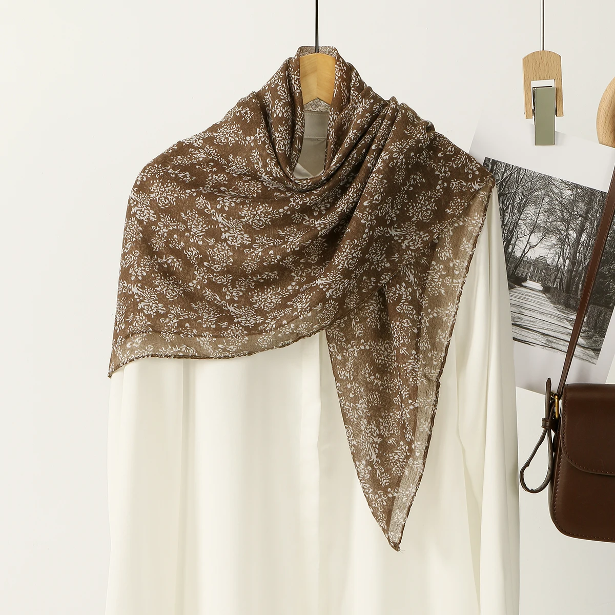 

85cm Floral Printed Square Scarf Viscose Headband Muslim Woman Hijab Lady Fashion Hairwrap Rock Style Headscarf Islam Turban