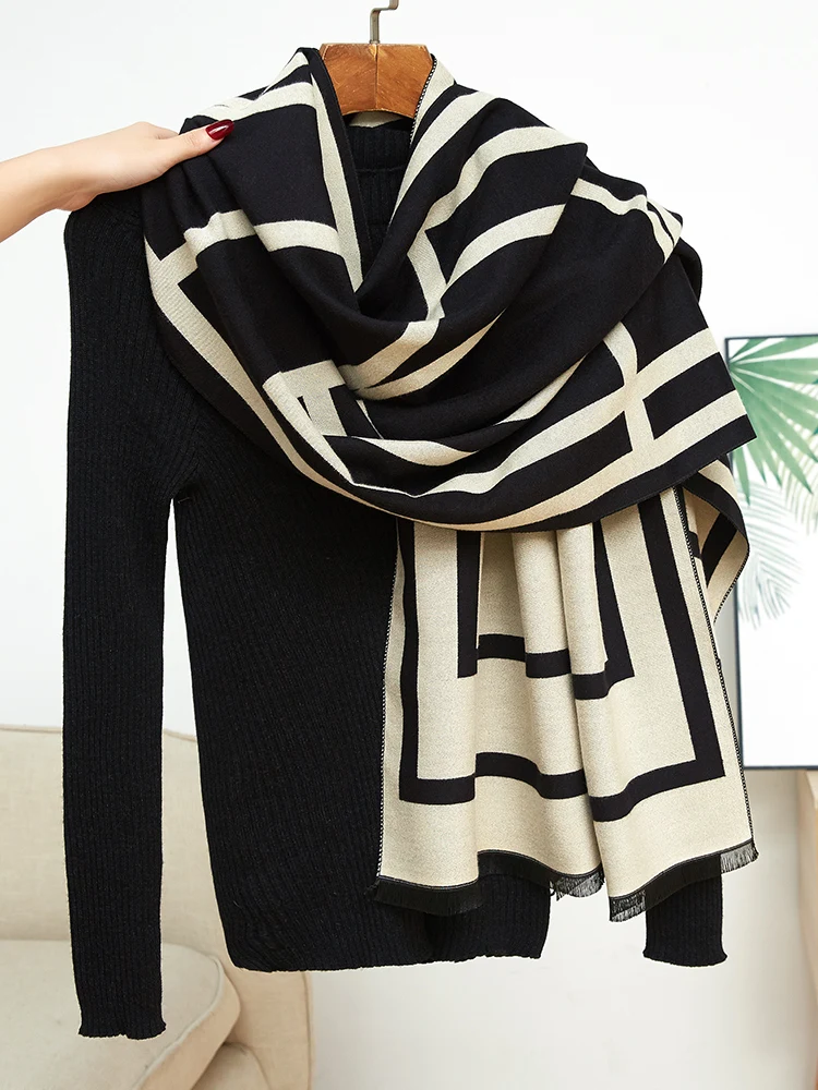 Classic Fashion Geometry Stripes Acrylic Cashmere Scarf Thick Shawl Women Winter Neckerchief Travel Cape Wraps Double Sides