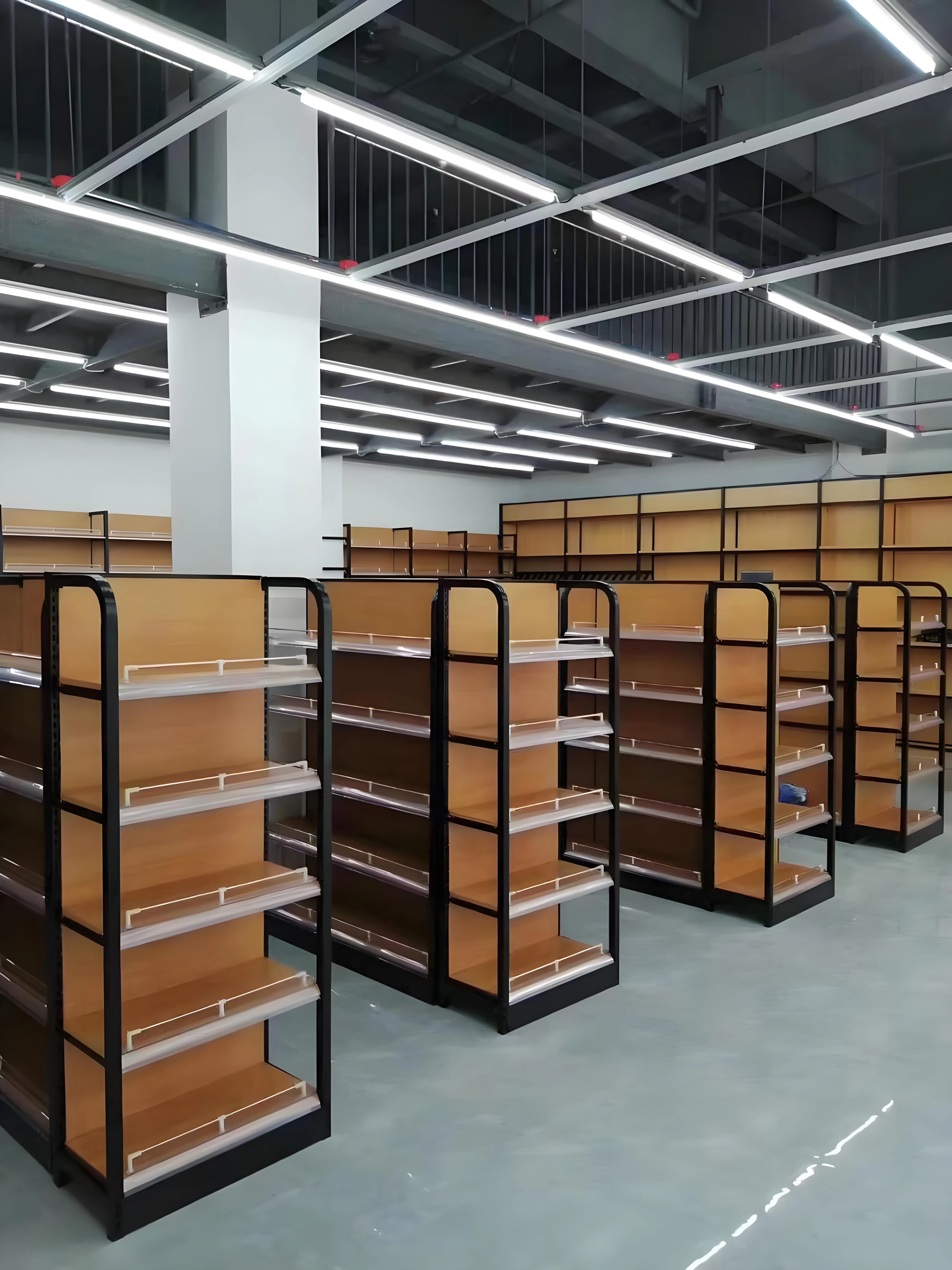 Рисунок 2 - На заказ. Полки для супермаркетов