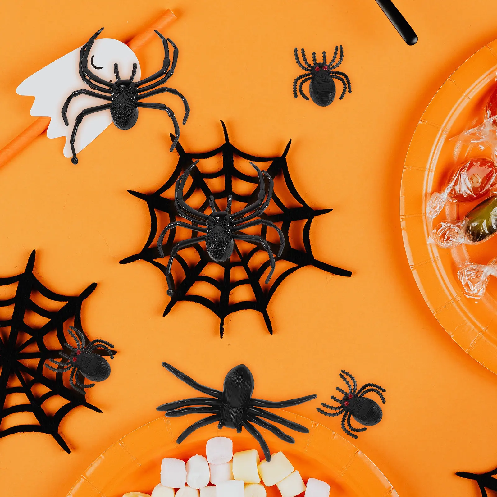

70Pcs Realistic Plastic Spiders Fake Halloween Spider Props for Party Decorations Scary Prank Spiders Educational Spider Models