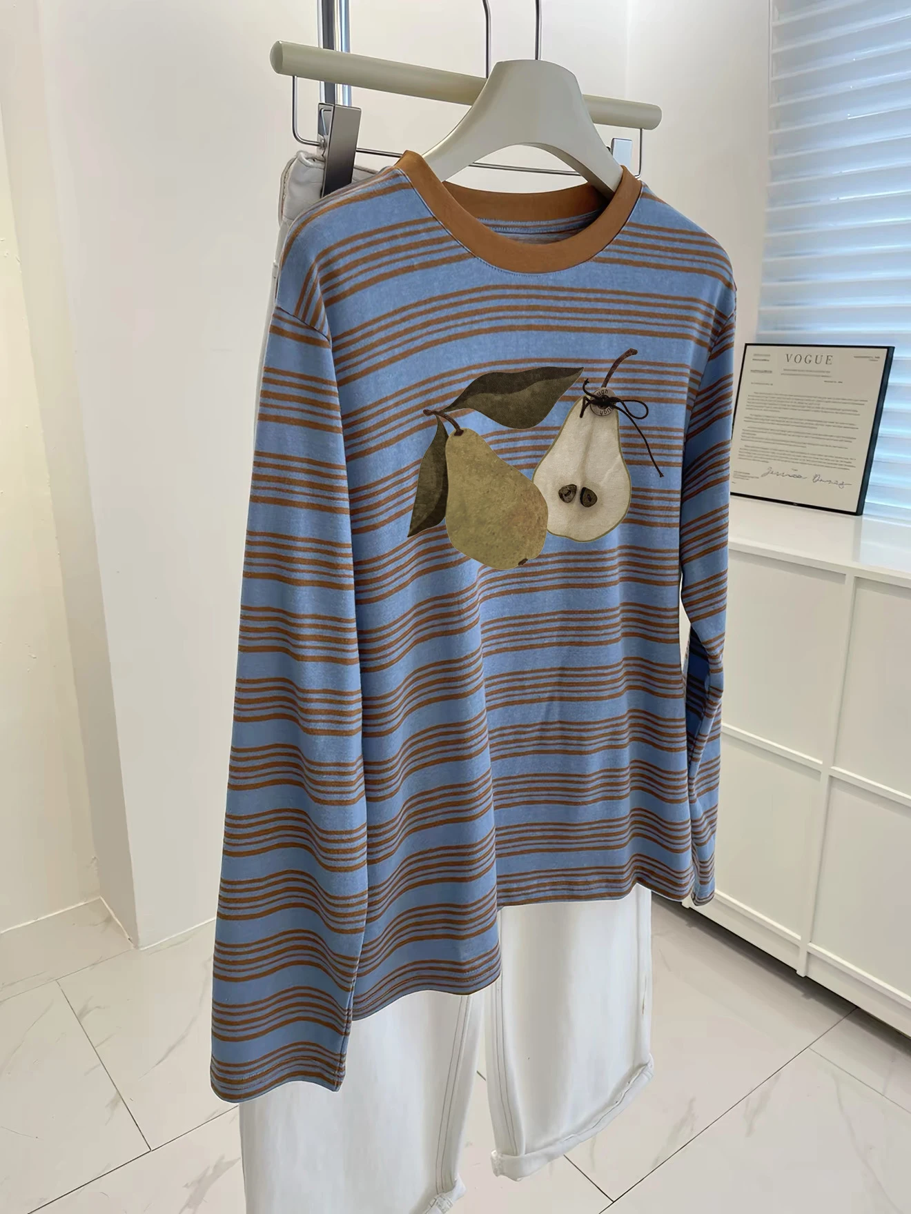 Loose Fit Women's Long Sleeve round Neck T-Shirt Casual Basic Top White Enhancing Blue Stripes Design Autumn Season Fashion