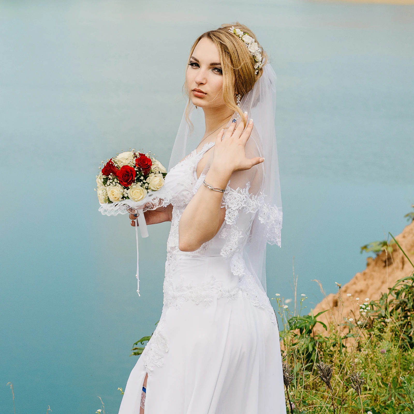 

Lightweight Bridal Bouquet Holder Floral Handle Lace Portable Support to Keep Flowers Fresh Wedding Supplies Essential Floral