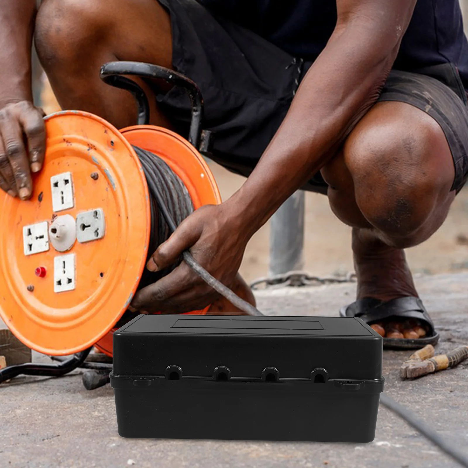

Waterproof Outlet Cover Outdoor Electrical Weatherproof Connection Box Plastic Electric Junction Box Dirt Proof Socket Protector