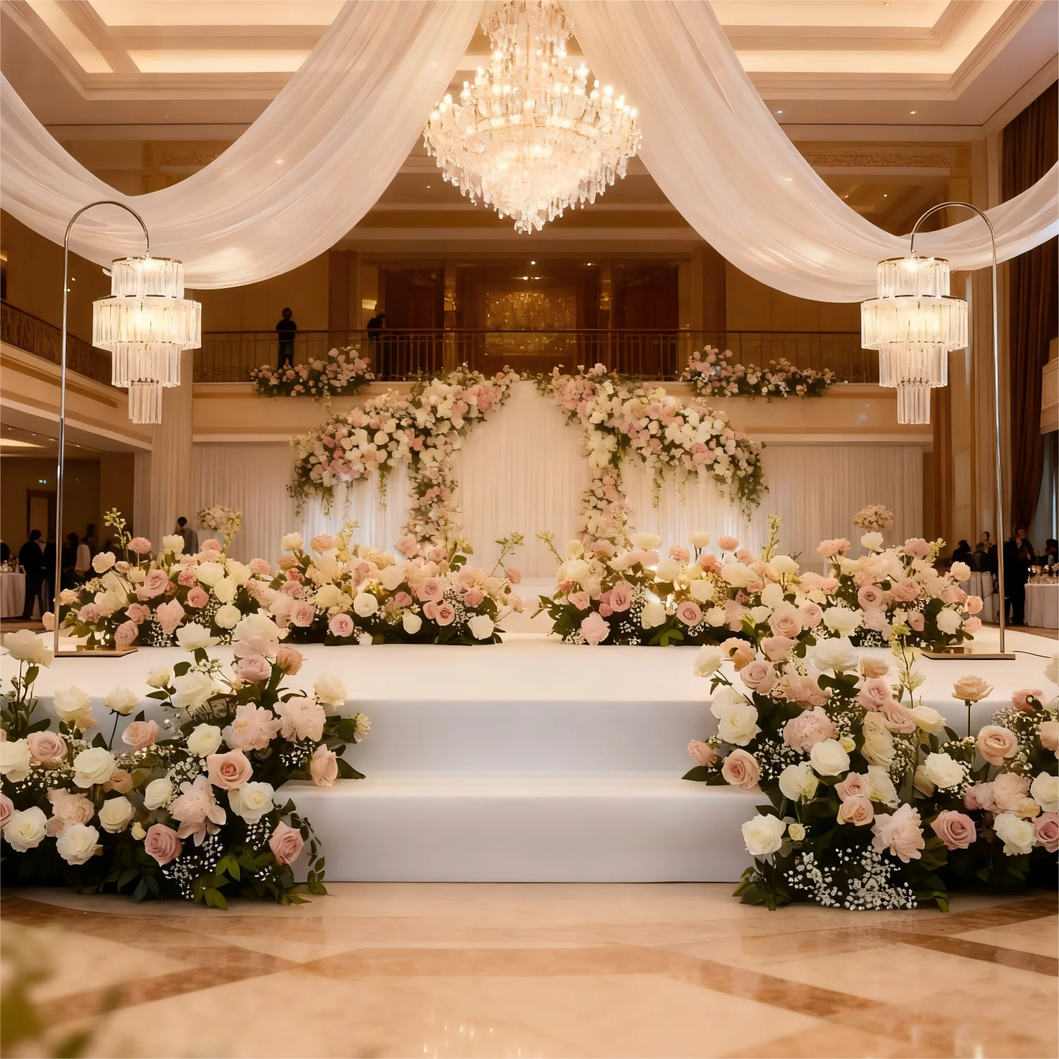 

2pcs Elegant Arc Crystal Floor Lamp for Wedding Venue, Gold Stand Chandelier Style Light, Luxury Event Stage Decoration Prop