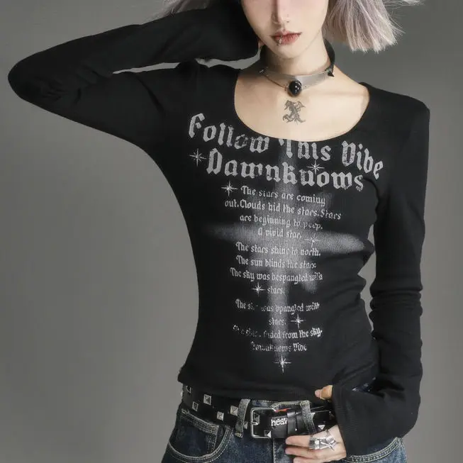 

American U-Neck Right Shoulder Long-Sleeved T-Shirt Women Autumn Niche Sweet Spicy Letter Slim Bottoming Shirt Top