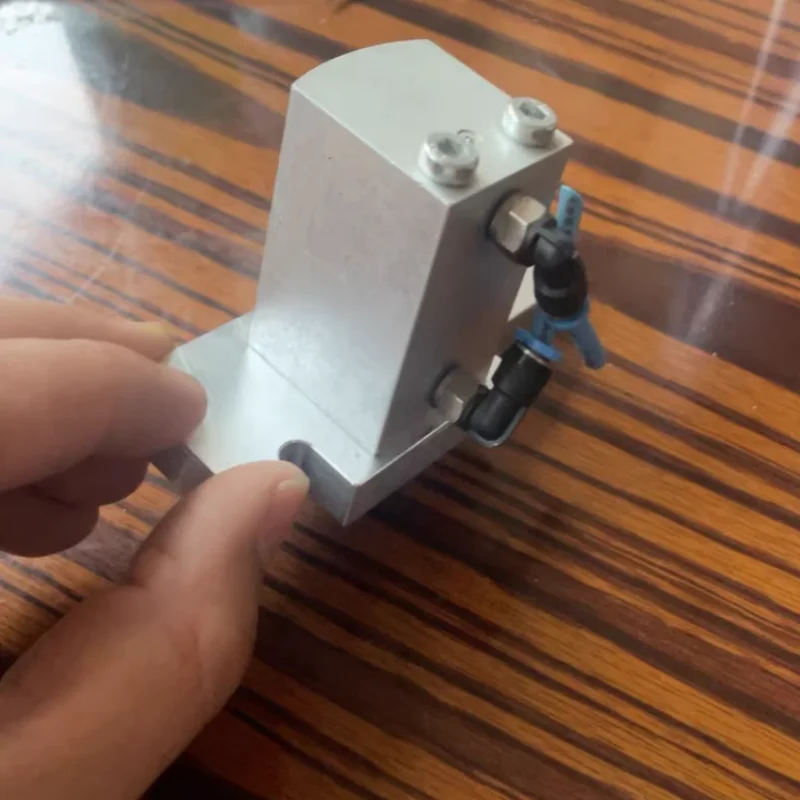 

Совершенно новый оригинальный короткоходовой цилиндр ADVC-25-10-I-P ADVC-25-20-I-P ADVC-25-10-A-P-A ADVC-25-25-A-P-A ADVC-25-5-A-P