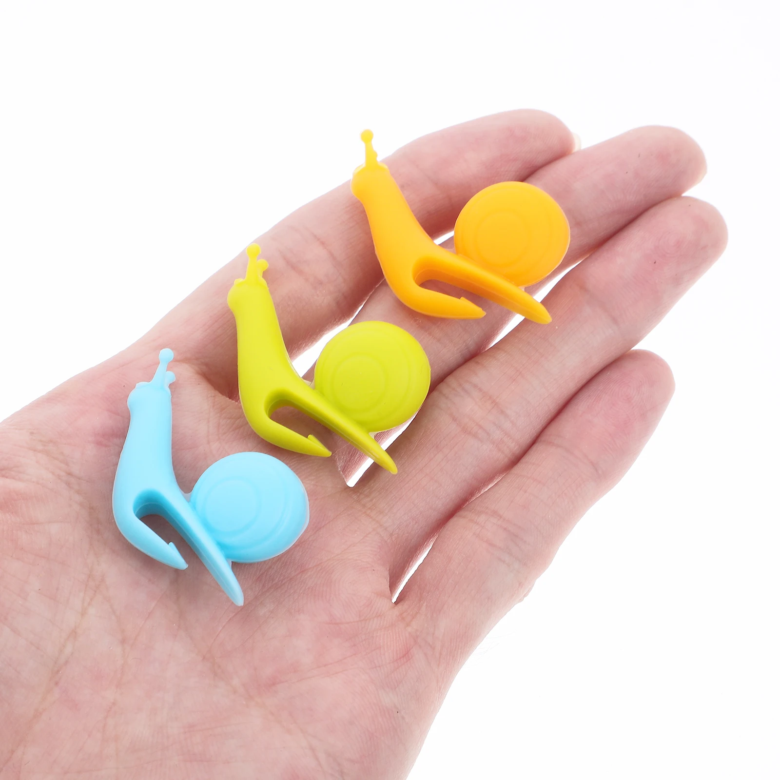 

6pcs Snail Shape Tea Bag Mug Tea Infusers Strainer Clips Silicone Tea Bag Holder (Random Color)