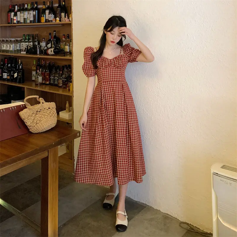 2023 Summer New Age-reducing French Square Collar Vintage Plaid Dress Luxury Designer Bubble Sleeves Slim Elegant Causal Skirt