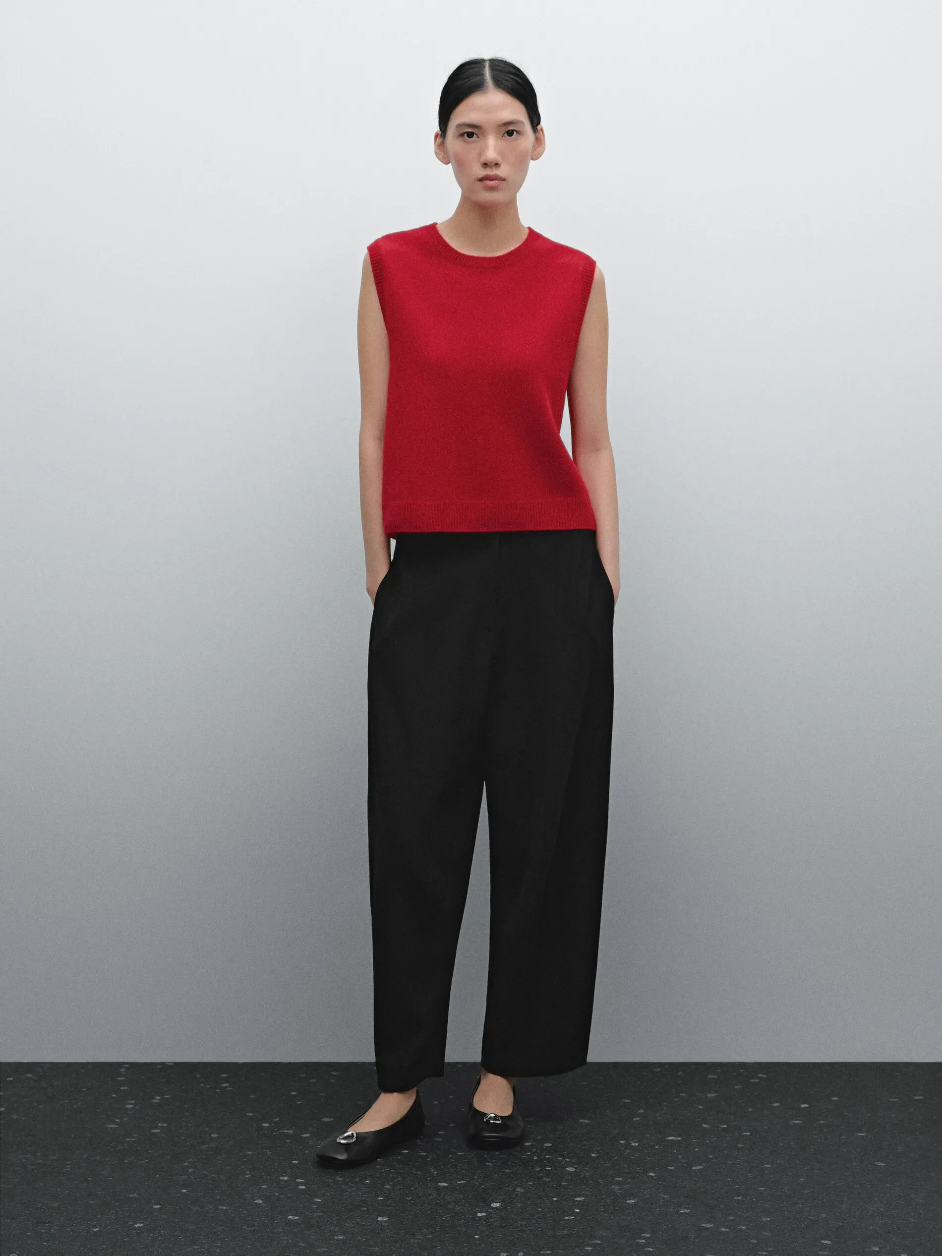 

Ethereal MD 2025 massidutti summer new style of Round-neck simple and fashionable sleeveless sweater knitted vest