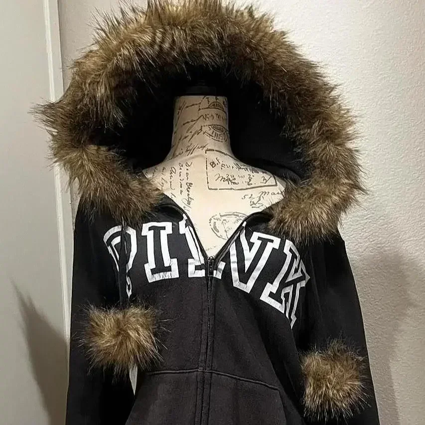 Y2K Letter Printed Gothic Slim Fit Plush Thick Warm Sports Jacket Long Sleeved Top Harajuku Casual Retro Hooded Clothing