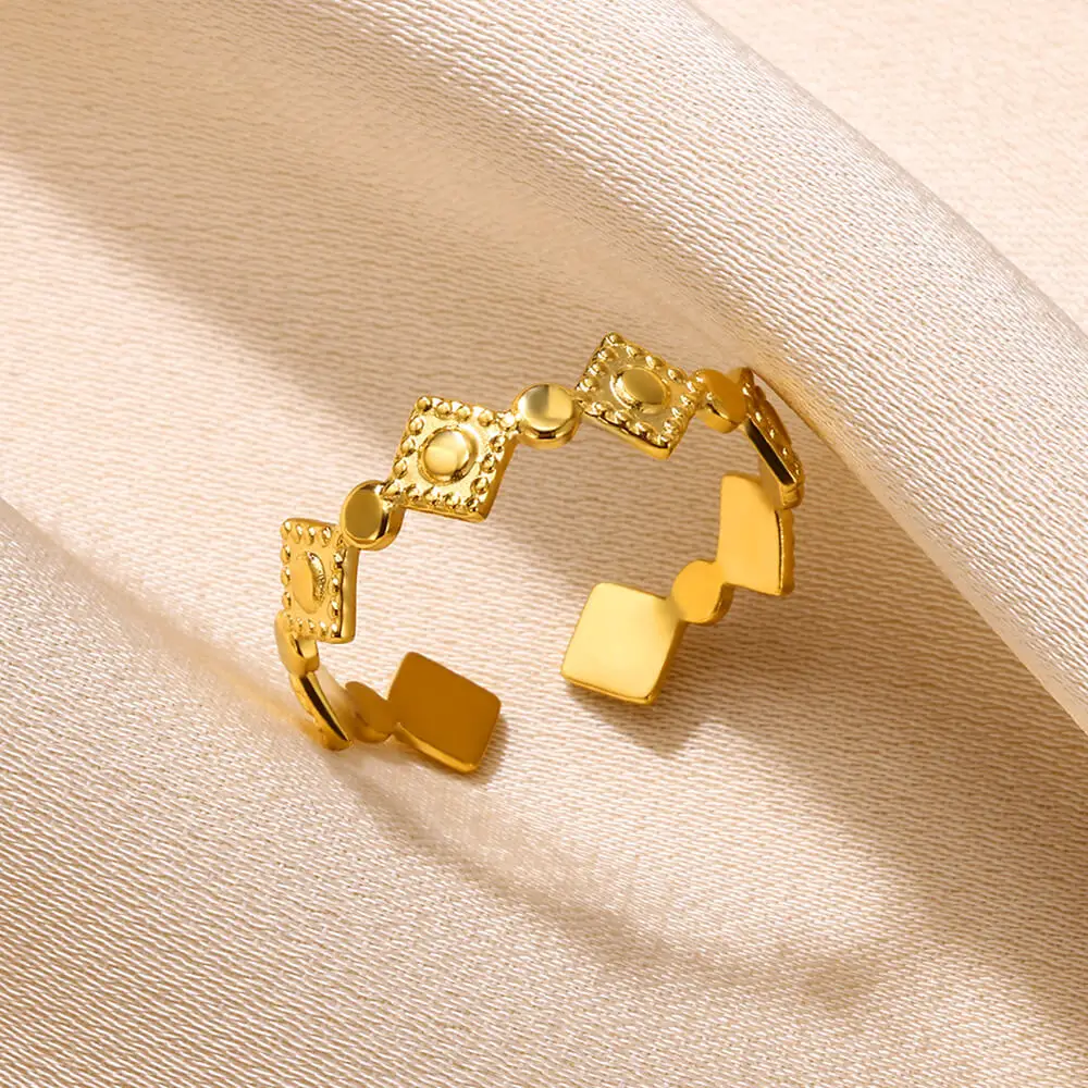 Кольца-из-нержавеющей-стали-в-стиле-панк-женские-ювелирные-украшения-золотого-цвета-в-форме-ромба-Простые-Модные-эстетические-круглые-кольца-подарок-на-день-рождения-2023